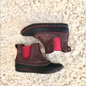 Sorel Duck Boots Chelsea Boots BRAND NEW!